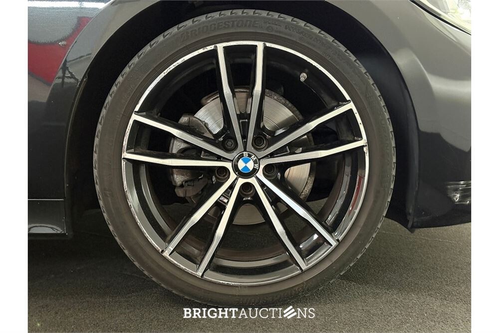 BMW 320 I Business Edition 183pk 2021 (Origineel-NL) 3-Serie, L-634-XB