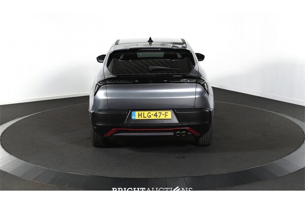 Alfa Romeo Junior Turbo Hybrid Ibrida Speciale 1.2 156pk 2025 (Origineel-NL), HLG-47-F
