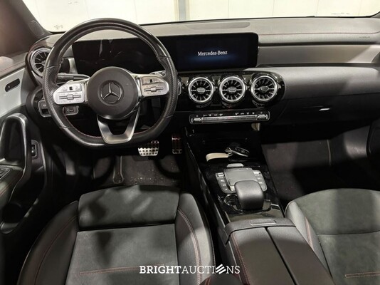 Mercedes-Benz CLA250 e AMG Line 262pk 2023 (Origineel-NL) CLA-Klasse, S-710-JF