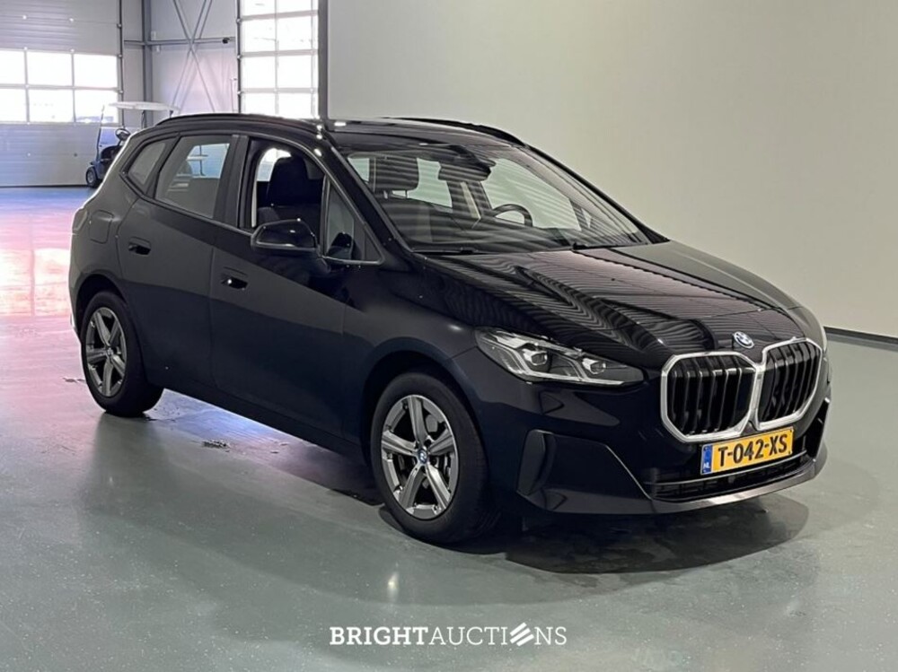 BMW 225e Active Tourer xDrive 245pk 2023 (Origineel-NL) 2-Serie, T-042-XS
