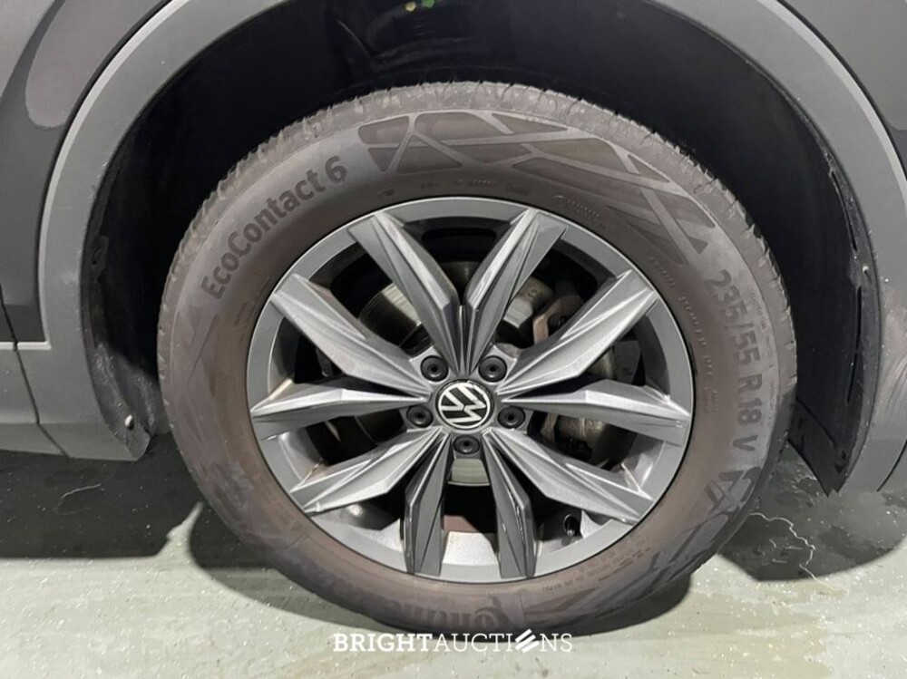 Volkswagen Tiguan Allspace Life Business 1.5 TSI 150pk 2022 (Origineel-NL), R-584-KH