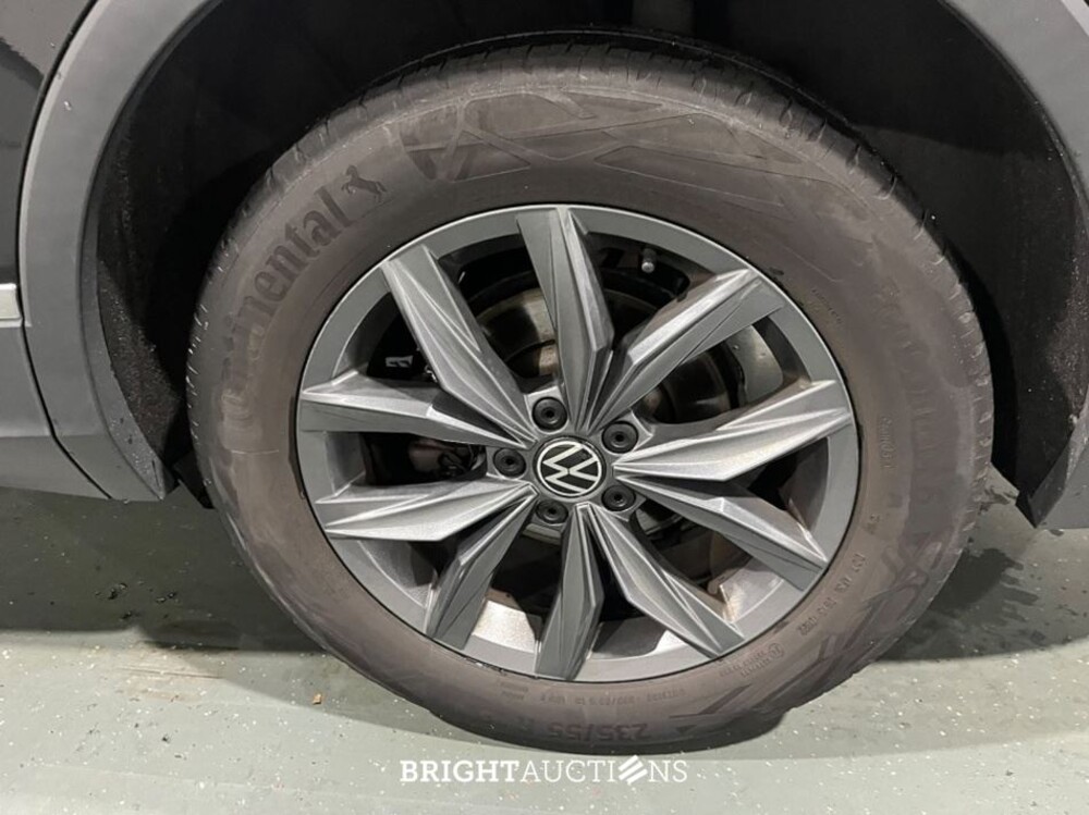 Volkswagen Tiguan Allspace Life Business 1.5 TSI 150pk 2022 (Origineel-NL), R-584-KH