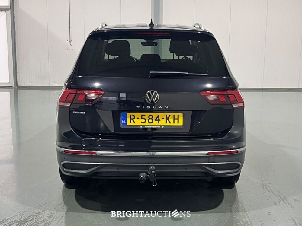 Volkswagen Tiguan Allspace Life Business 1.5 TSI 150pk 2022 (Origineel-NL), R-584-KH
