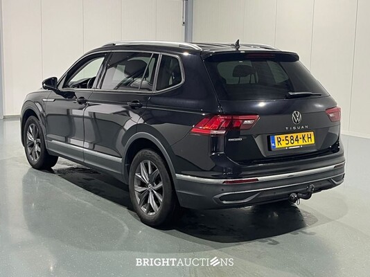 Volkswagen Tiguan Allspace Life Business 1.5 TSI 150pk 2022 (Origineel-NL), R-584-KH