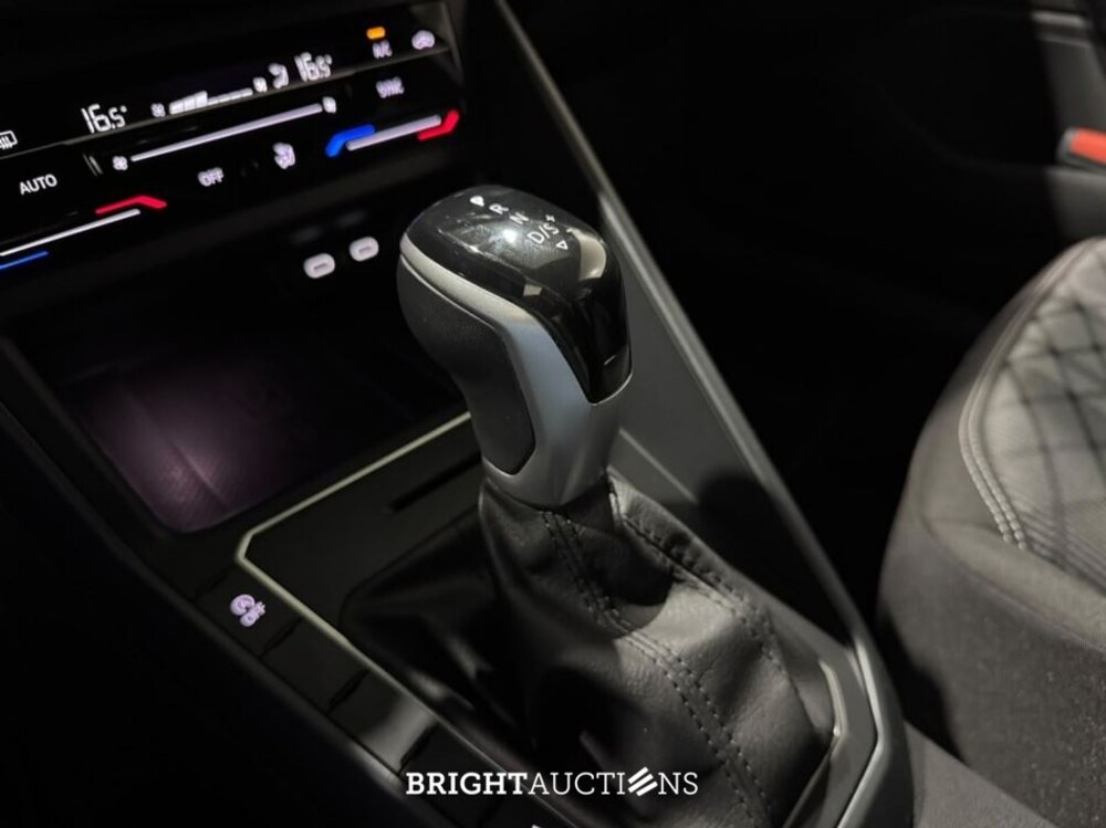 Volkswagen Polo R-Line 1.0 TSI 95pk 2023 (Origineel-NL), X-663-HL