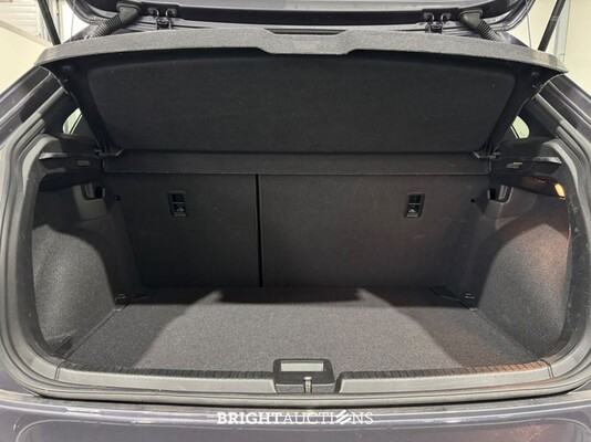 Volkswagen Polo R-Line 1.0 TSI 95pk 2023 (Origineel-NL), X-663-HL