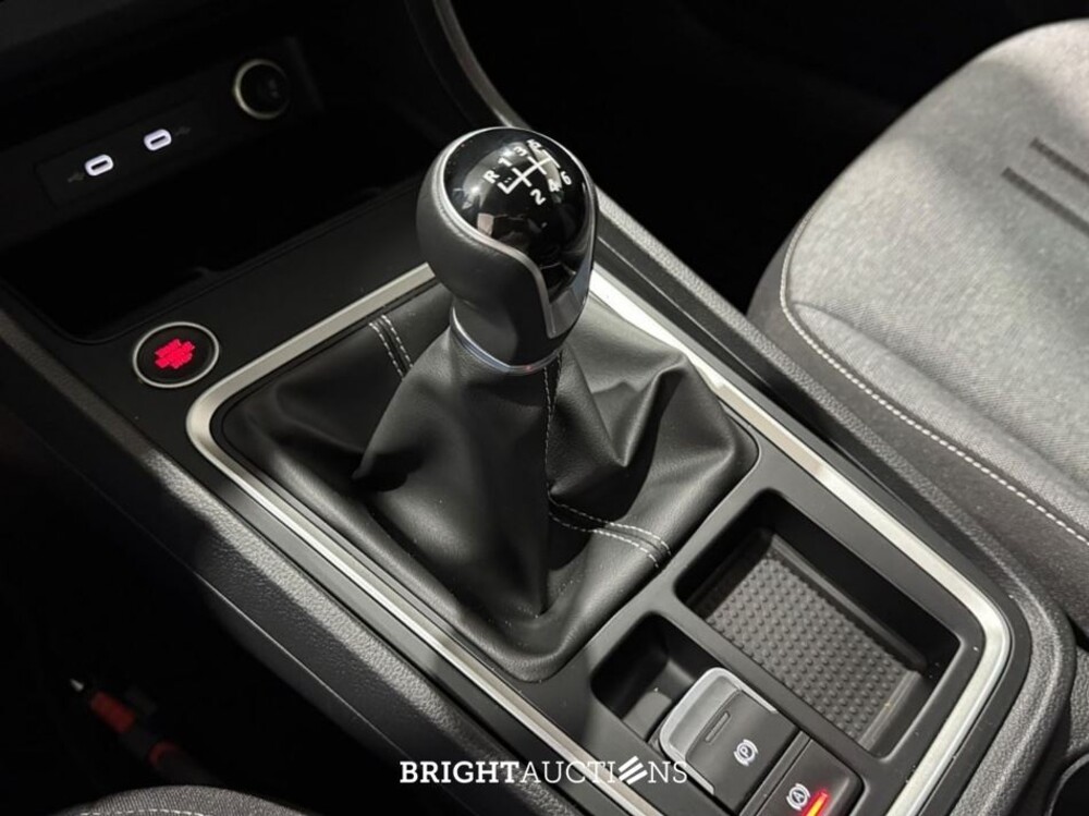 SEAT Ateca Business Intense 1.5 TSI 150pk 2024 (Origineel-NL), Z-152-KL