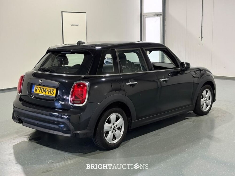 MINI Mini Essential 5 deurs 1.5 102pk 2022 (Origineel-NL), R-704-HS