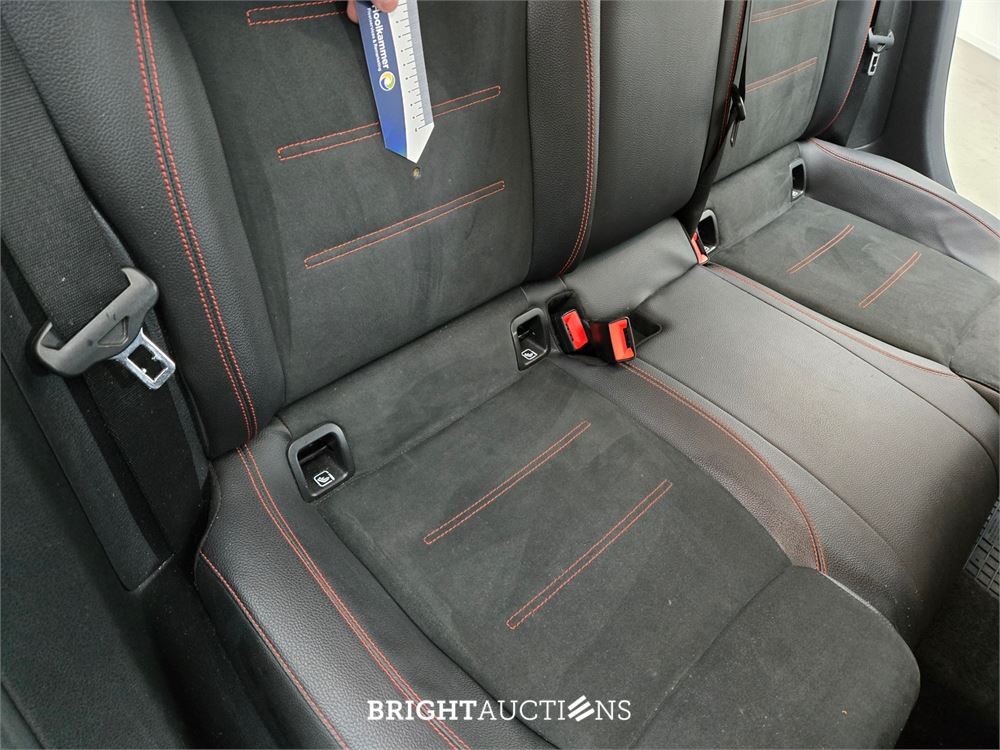Mercedes-Benz A250 Advantage 4MATIC 225pk 2019 A-klasse, S-204-ZF