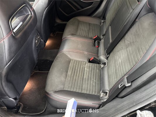 Mercedes-Benz GLA200 Premium Plus 157pk 2018 (Origineel-NL) GLA-Klasse, TS-806-X