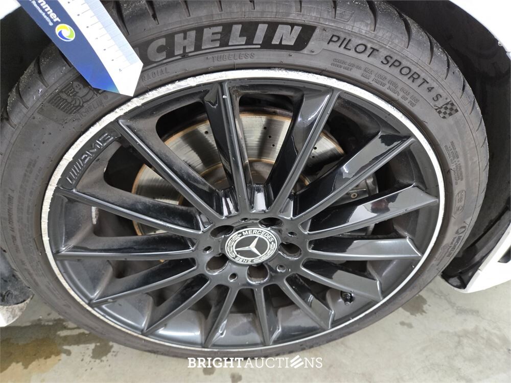 Mercedes-Benz A250 Premium Plus 225pk 2019 A-klasse, GHN-80-R