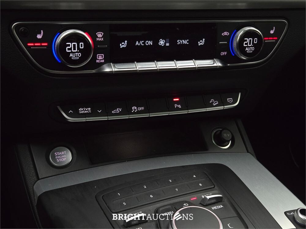 Audi Q5 50 TFSI e S edition Quattro 394pk 2020, N-378-XV
