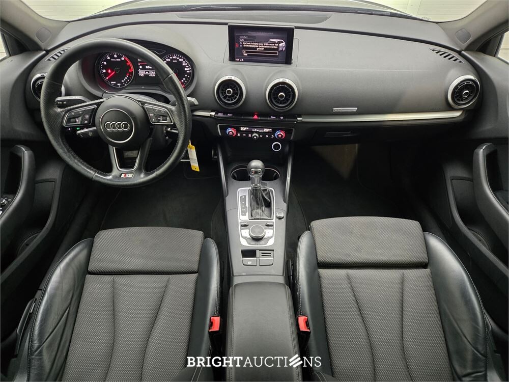 Audi A3 Sportback Sport S-Line Edition 1.0 TFSI 116pk 2017 (Origineel-NL), RG-136-N