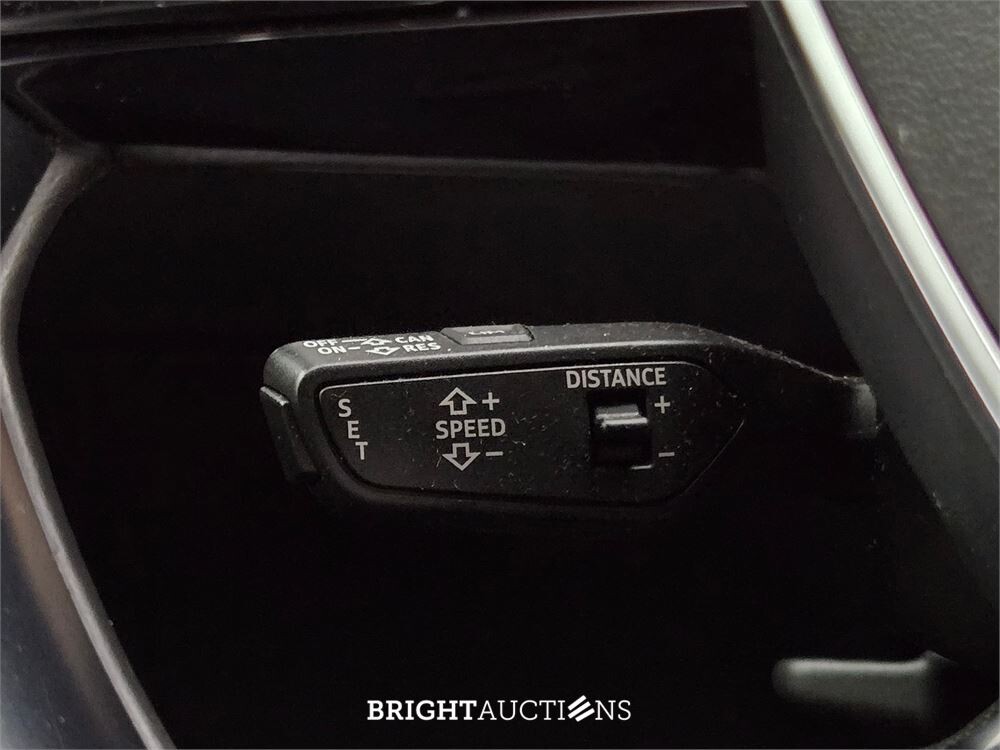 Audi e-tron 50 e-tron Launch edition Black Quattro 71 kWh 313pk 2019 (Origineel-NL), G-918-VX
