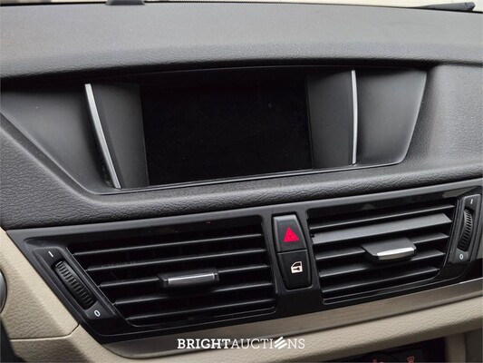 BMW X1 xDrive20d High Executive 184pk 2015, ZN-485-B