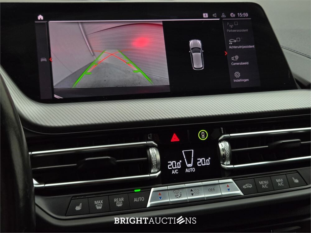 BMW 118i 1-serie High Executive 136pk 2021 (Origineel-NL) 1-Serie, L-781-BN