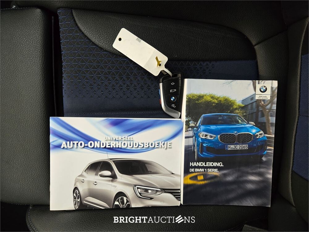 BMW 118i 1-serie High Executive 136pk 2021 (Origineel-NL) 1-Serie, L-781-BN