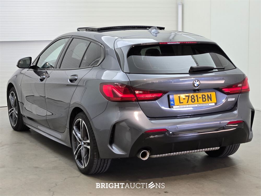 BMW 118i 1-serie High Executive 136pk 2021 (Origineel-NL) 1-Serie, L-781-BN