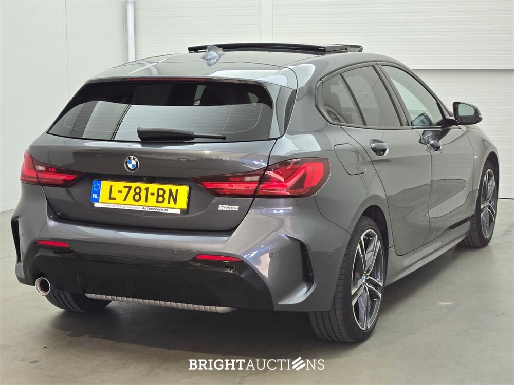 BMW 118i 1-serie High Executive 136pk 2021 (Origineel-NL) 1-Serie, L-781-BN