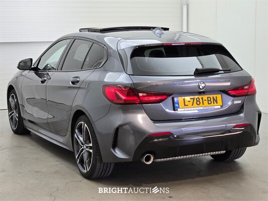 BMW 118i 1-serie High Executive 136pk 2021 (Origineel-NL) 1-Serie, L-781-BN