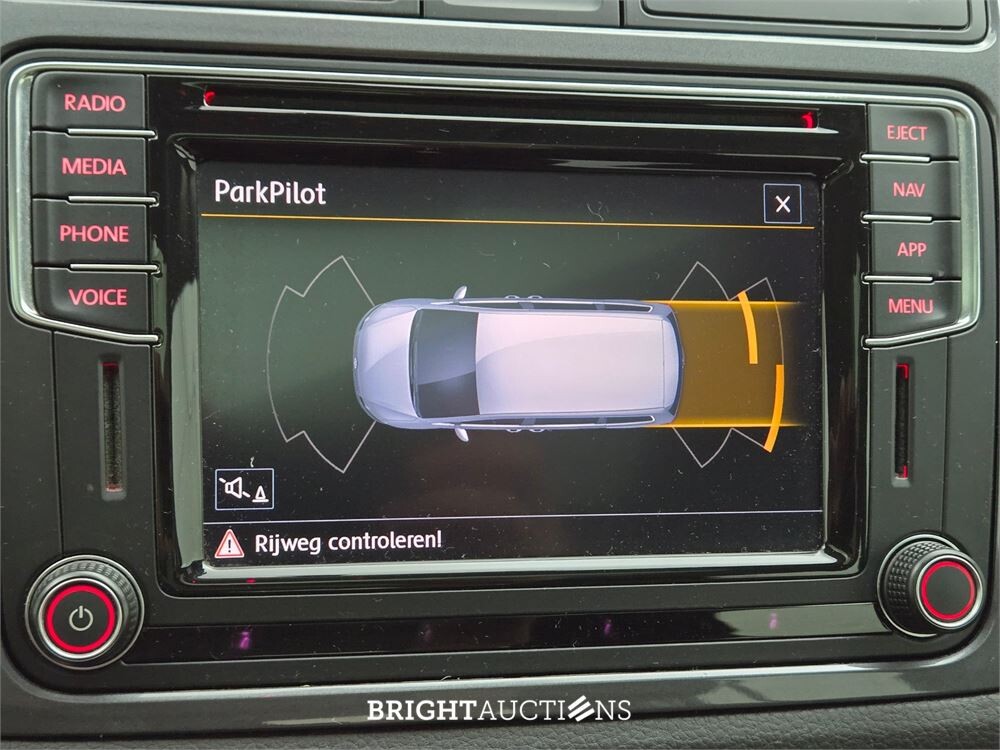 Volkswagen Tiguan Connected Series 1.4 TSI 125pk 2016, R-465-XL