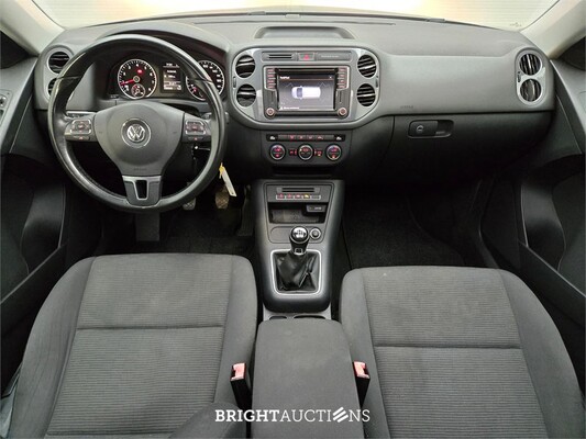Volkswagen Tiguan Connected Series 1.4 TSI 125pk 2016, R-465-XL
