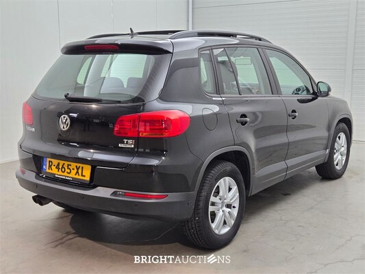Volkswagen Tiguan Connected Series 1.4 TSI 125pk 2016, R-465-XL