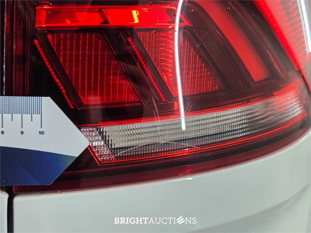 Volkswagen T-Roc Sport 1.5 TSI 150pk 2019 (Origineel-NL), XD-221-X