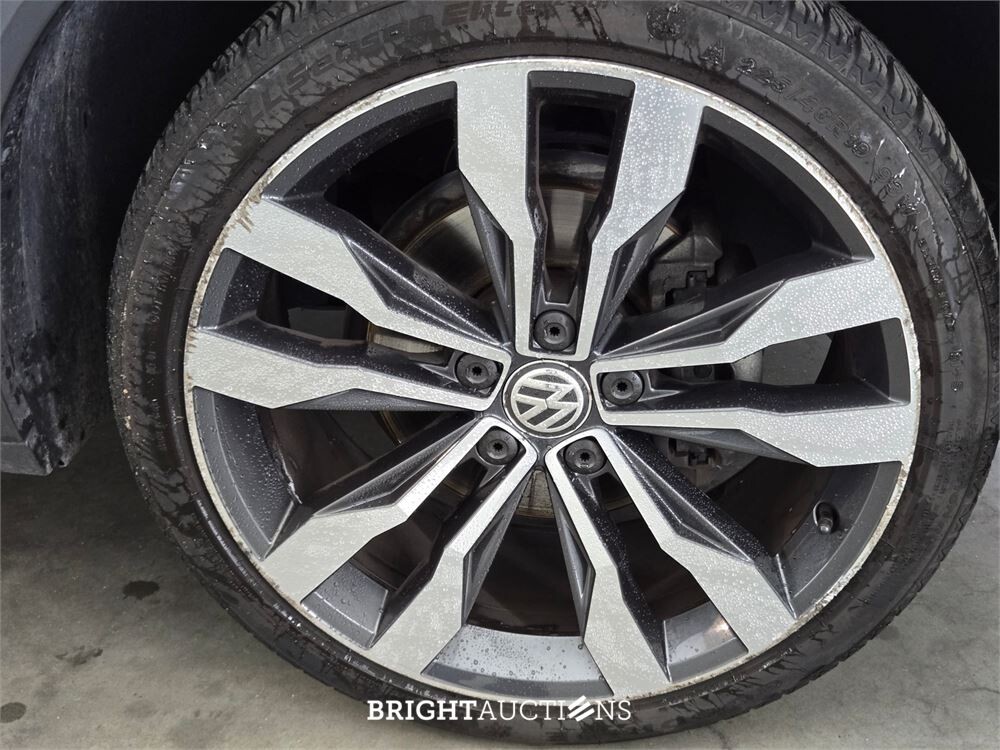 Volkswagen T-Roc Sport 1.5 TSI 150pk 2019 (Origineel-NL), XD-221-X