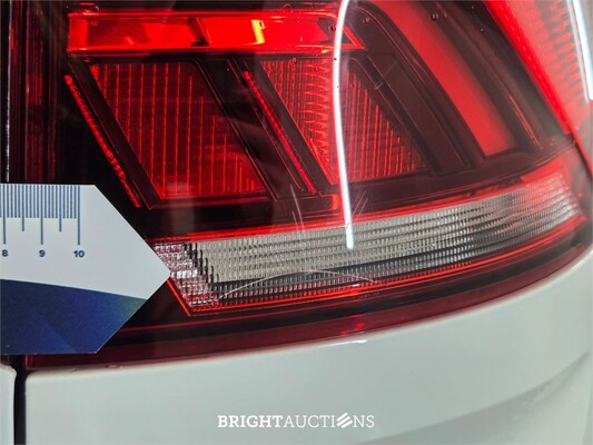 Volkswagen T-Roc Sport 1.5 TSI 150pk 2019 (Origineel-NL), XD-221-X