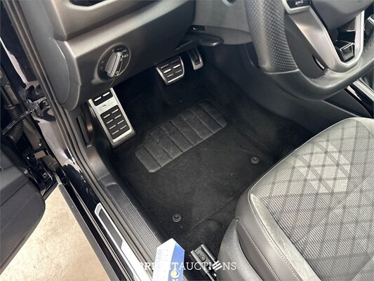 Volkswagen T-Roc 4Motion R-Line 2.0 TSI 191pk 2022, T-085-KT