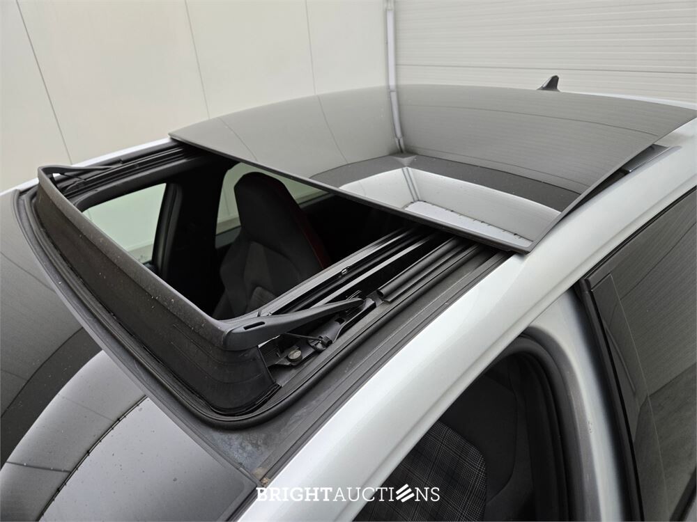 Volkswagen Golf GTI 2.0 TSI 245pk 2020, L-810-HX