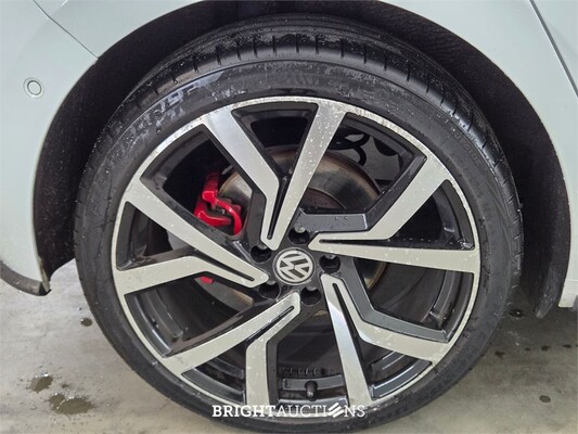 Volkswagen Polo GTI 2.0 TSI 200pk 2020, Z-655-DJ