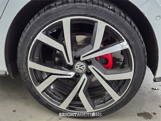 Volkswagen Polo GTI 2.0 TSI 200pk 2020, Z-655-DJ