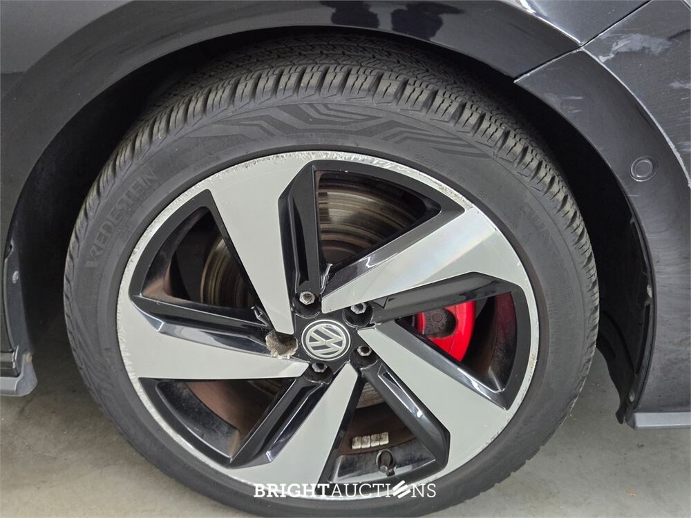 Volkswagen Polo GTI 2.0 TSI 200pk 2018, S-353-VL