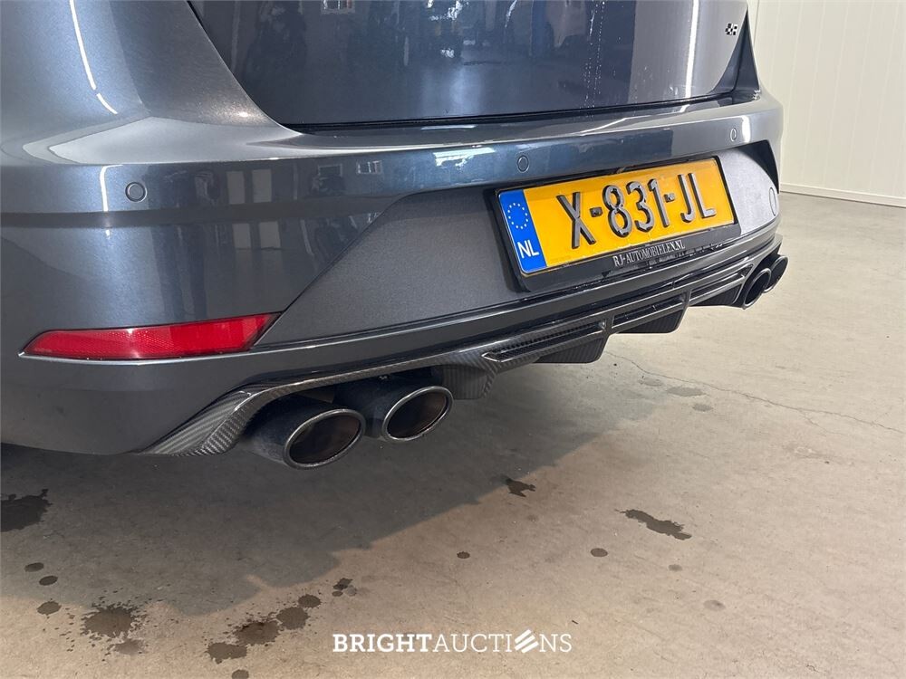 SEAT Leon ST 4DRIVE CUPRA Ultimate Edition 2.0 TSI 301pk 2020, X-831-JL
