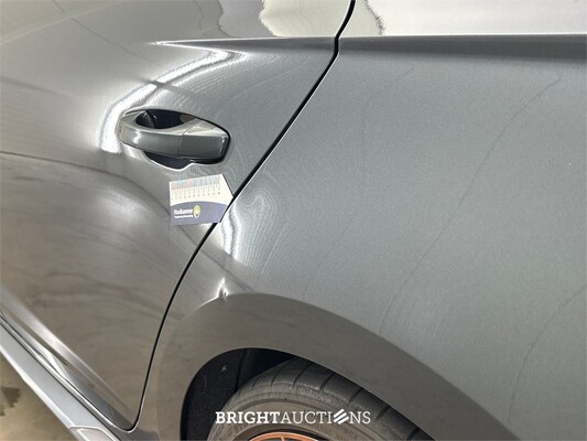 SEAT Leon ST 4DRIVE CUPRA Ultimate Edition 2.0 TSI 301pk 2020, X-831-JL