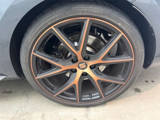 SEAT Leon ST 4DRIVE CUPRA Ultimate Edition 2.0 TSI 301pk 2020, X-831-JL