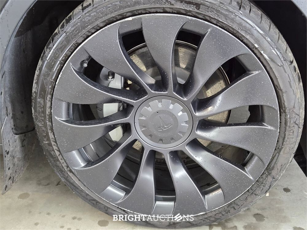 Tesla Model Y Long Range AWD 75 kWh 351pk 2021, R-745-PT