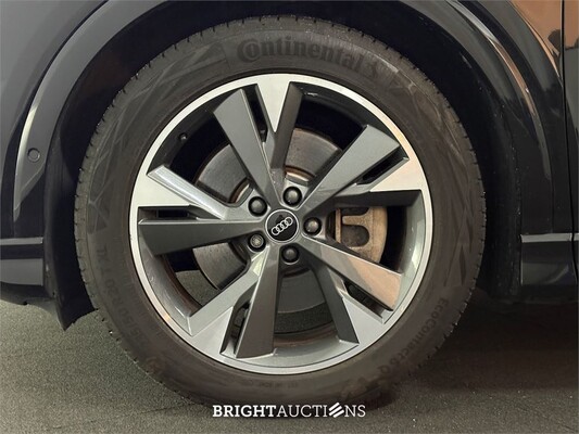 Audi Q4 40 S edition 77 kWh 2022 (Origineel-NL), R-864-KR