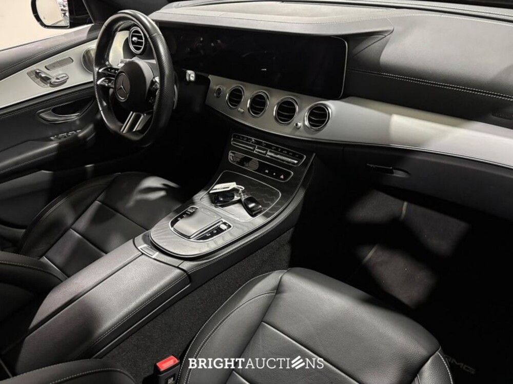 Mercedes-Benz e 300 e E-Klasse Estat AMG Line 333pk 2023 (Origineel-NL) E-klasse, T-538-VD
