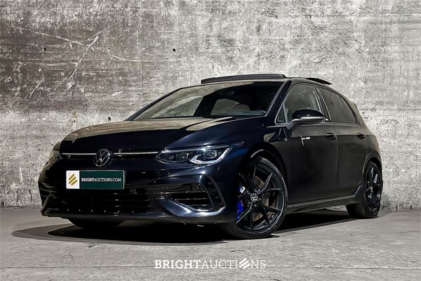 BRIGHT AUCTIONS: Luxury & Sport Cars - Milsbeek