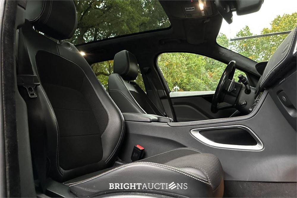 Jaguar F-Pace 2.0d AWD R-Sport 179pk 2019 (Origineel-NL & 2e Eigenaar), XS-172-X