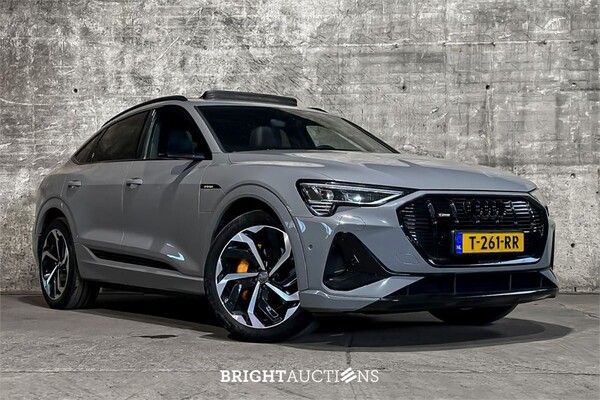 Audi e-tron Sportback 50 S edition Quattro 71 kWh 313pk 2021, T-261-RR