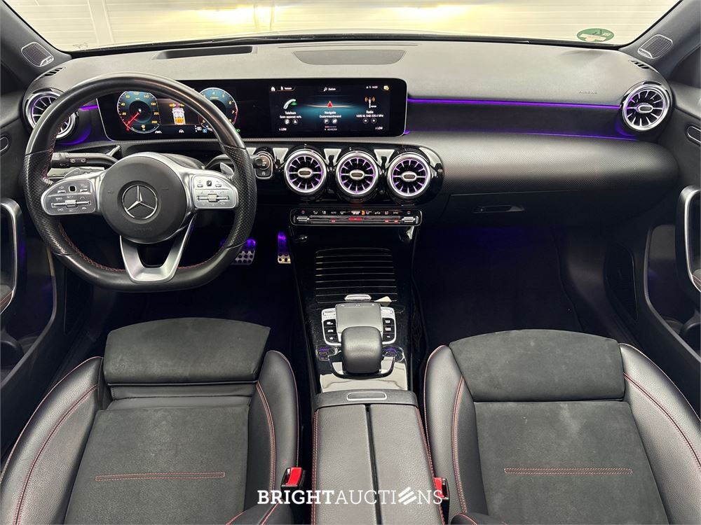 Mercedes-Benz A200 Business Solution AMG 163pk 2018 A-klasse, S-015-VH
