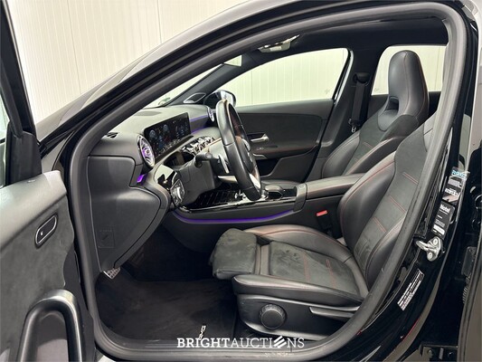 Mercedes-Benz A200 Business Solution AMG 163pk 2018 A-klasse, S-015-VH