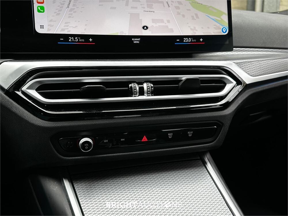 BMW 320d Touring M Soprt 190pk 2023 3-serie (Origineel-NL + 1e eigenaar), T-274-GG