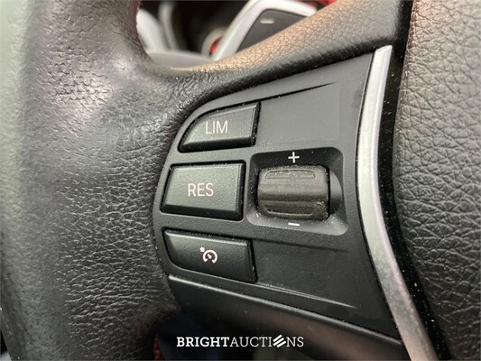 BMW 320i 3-serie Gran Turismo Luxury 184pk 2015 3-Serie, NH-052-Z