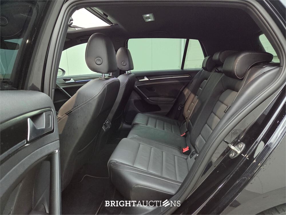 Volkswagen Golf 4Motion R 2.0 TSI 301pk 2019, HNP-37-D