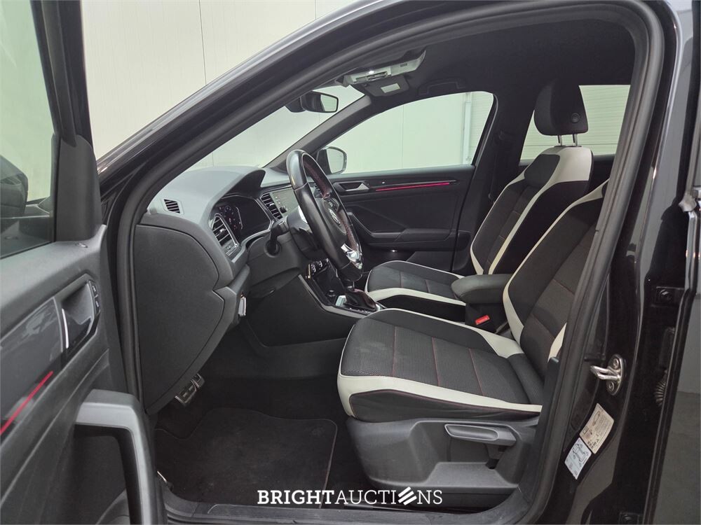 Volkswagen T-Roc Sport Business R 1.5 TSI 150pk 2019, K-189-NZ
